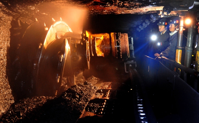 向機(jī)械化要安全、要效益—綜采