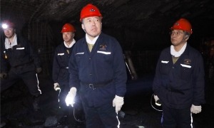 韓福生在興安礦調研檢查時強...